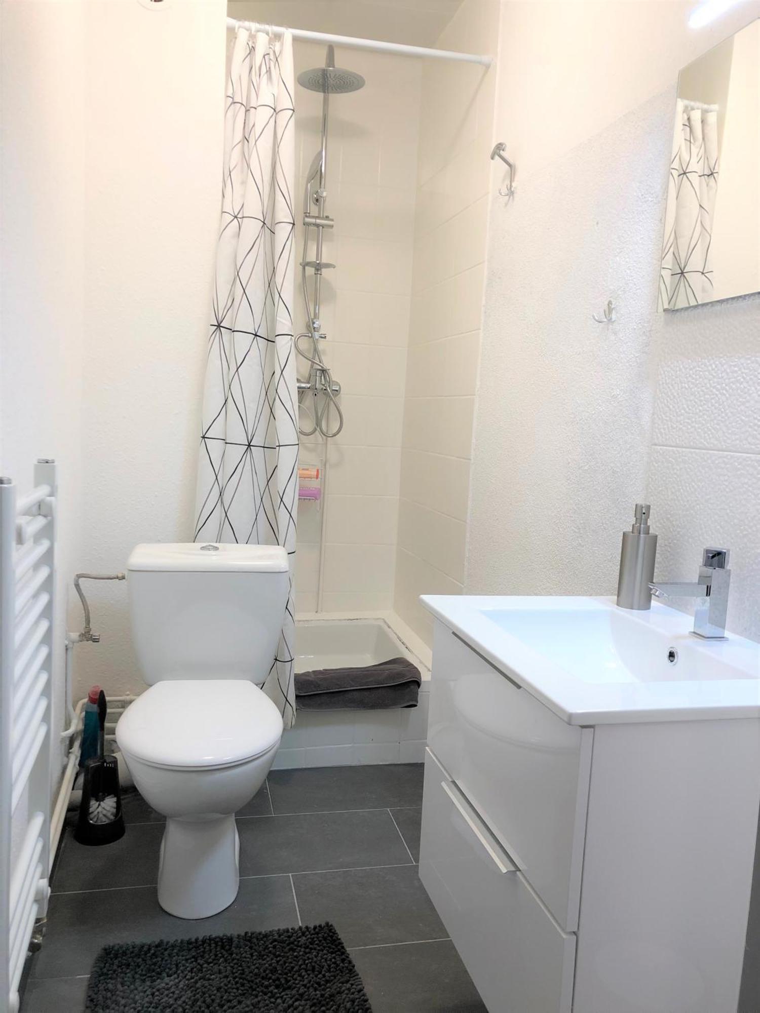 Comfort Stay Basel Airport Rc46B Сен-Луи Экстерьер фото